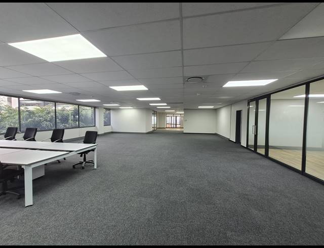 451M² OFFICE TO LET IN SANDTON CENTRAL